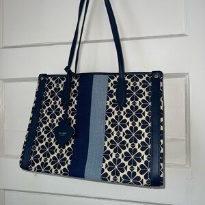 Kate spade Navy with floral bag